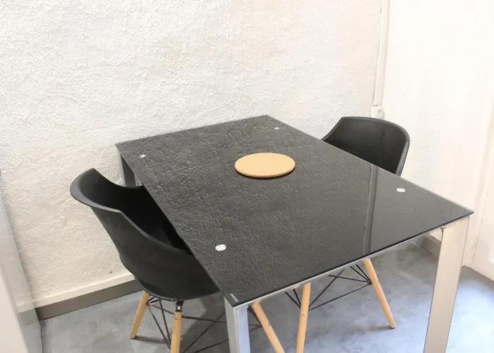 Etablissements Coulon Saint-joseph En Face De Bagatelle Apartman *